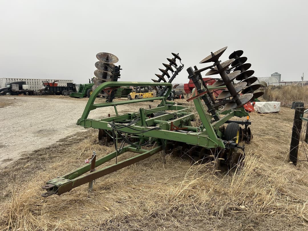 Image of John Deere 230 Image 0