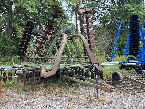 Image of John Deere 230 equipment image 1