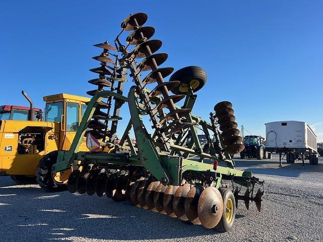 Image of John Deere 230 equipment image 3