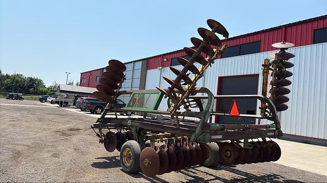 Image of John Deere T0230 equipment image 3