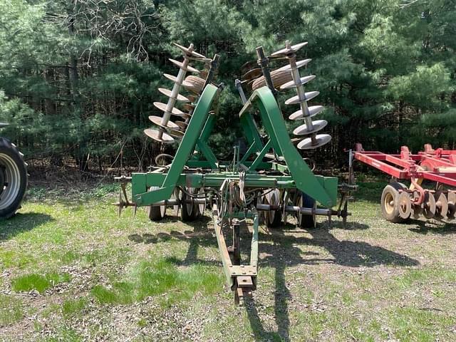 Image of John Deere 230 equipment image 2