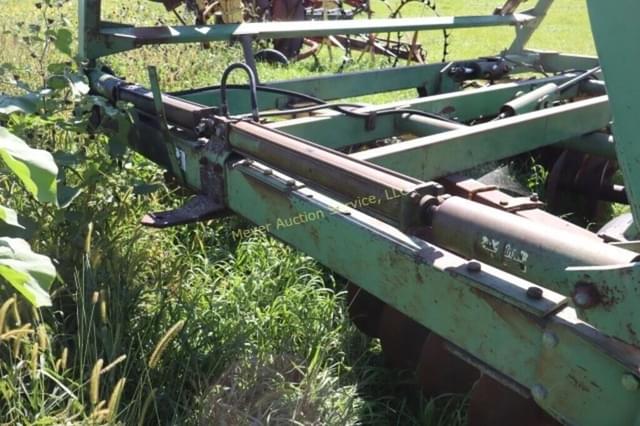 Image of John Deere 230 equipment image 4