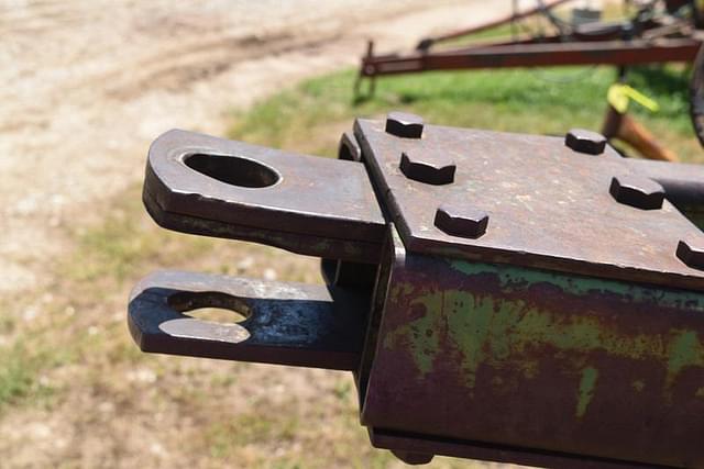 Image of John Deere 230 equipment image 3