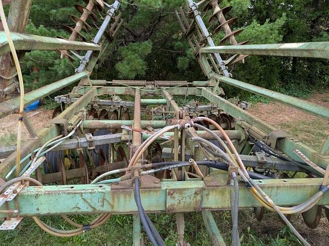Image of John Deere 230 equipment image 4