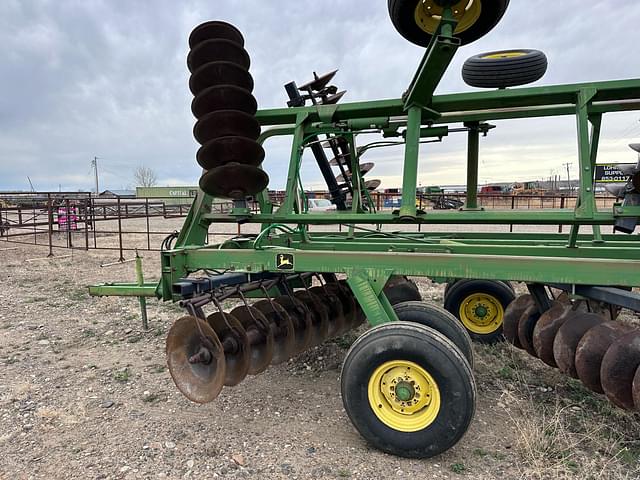 Image of John Deere 230 equipment image 2