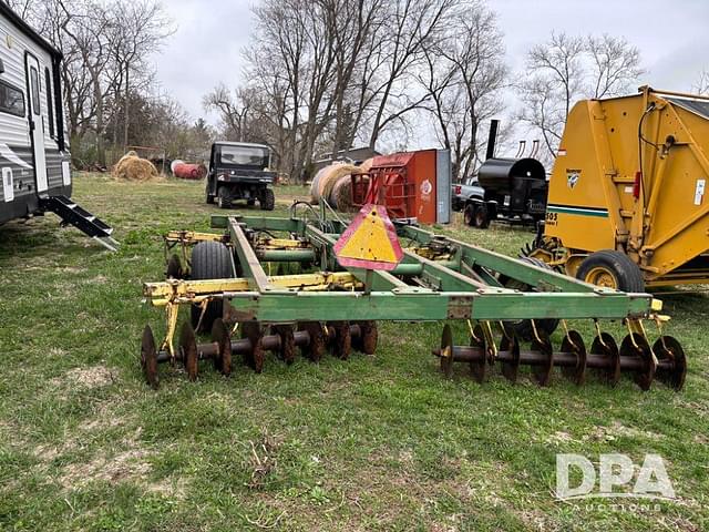 Image of John Deere 230 equipment image 4