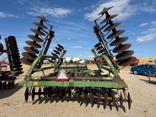 Image of John Deere 230 equipment image 3