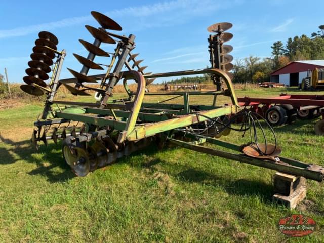 Image of John Deere 230 equipment image 3