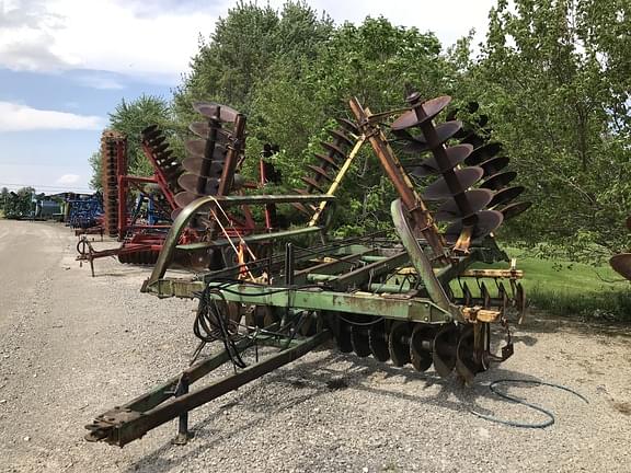 Image of John Deere 230 equipment image 2