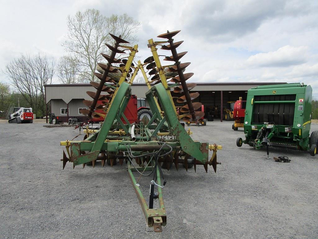 Image of John Deere 230 Primary image