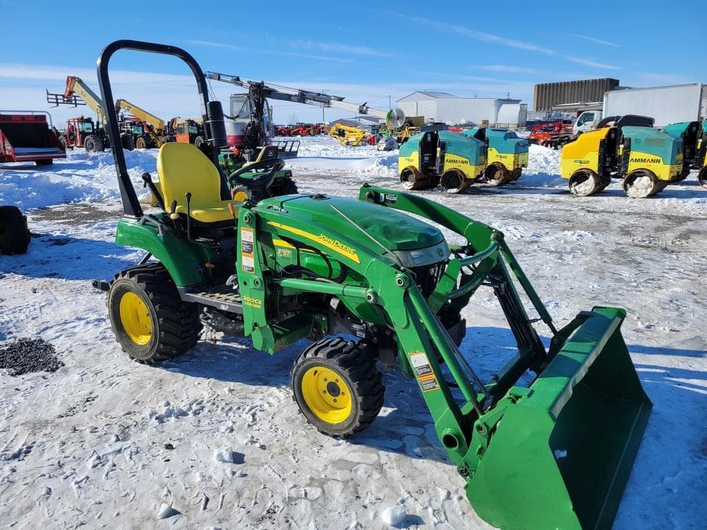 Image of John Deere 2305 Primary image