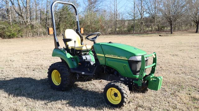 Image of John Deere 2305 equipment image 2