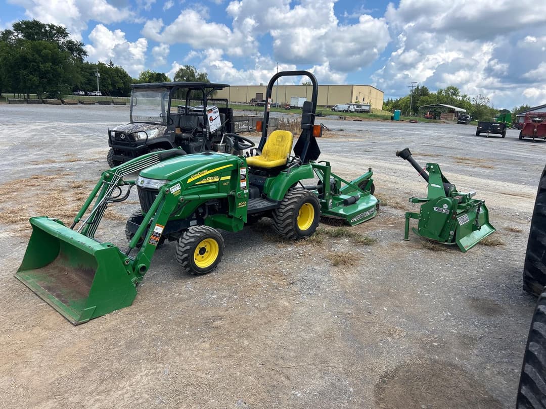 Image of John Deere 2305 Primary image
