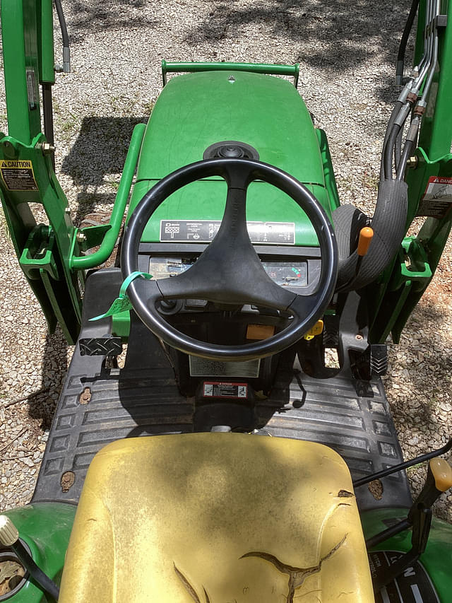 Image of John Deere 2305 equipment image 2