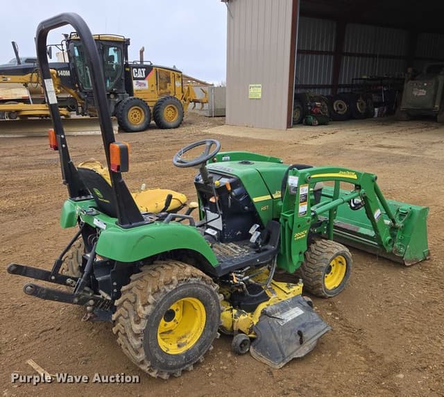 Image of John Deere 2305 equipment image 4