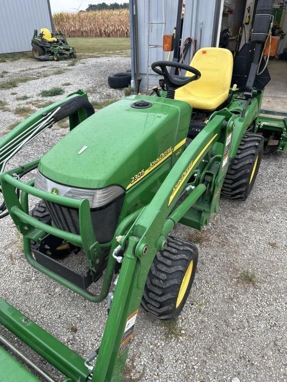 Image of John Deere 2305 equipment image 2