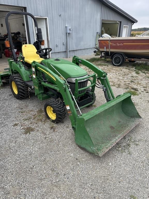Image of John Deere 2305 Primary image