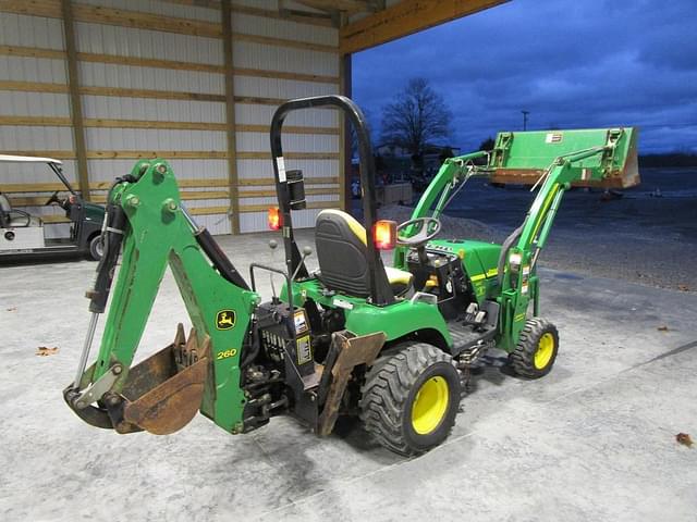 Image of John Deere 2305 equipment image 1