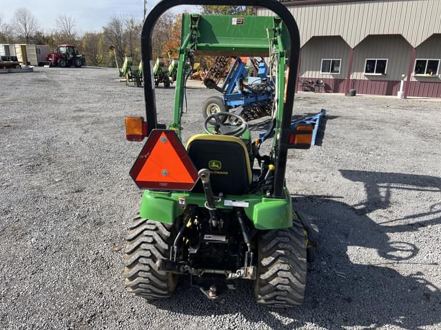 Image of John Deere 2305 equipment image 2