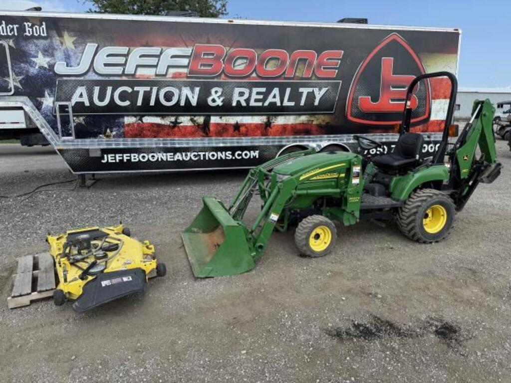 Image of John Deere 2305 Primary image
