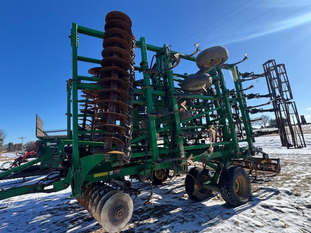 Image of John Deere 2310 equipment image 1