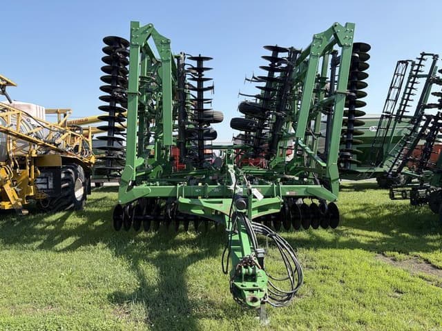 Image of John Deere 2310 equipment image 2