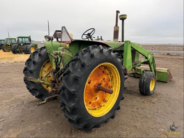 Image of John Deere 4020 equipment image 4