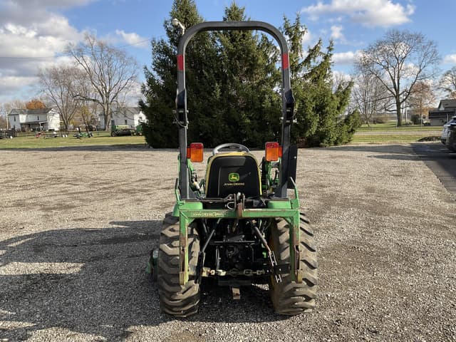 Image of John Deere 2320 equipment image 3