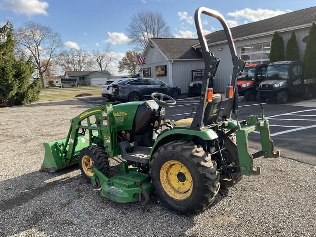 Image of John Deere 2320 equipment image 2