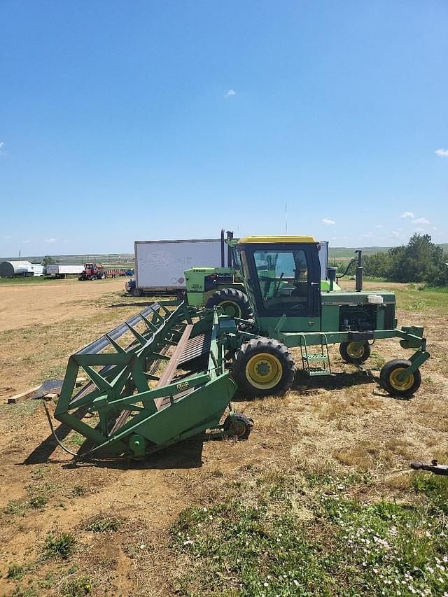 Image of John Deere 2320 equipment image 2