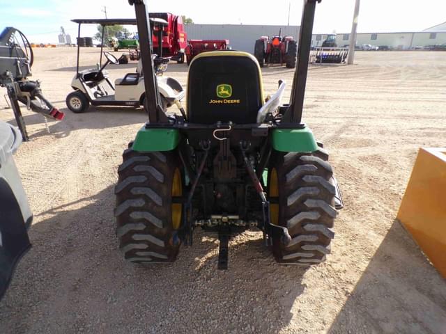 Image of John Deere 2320 equipment image 4
