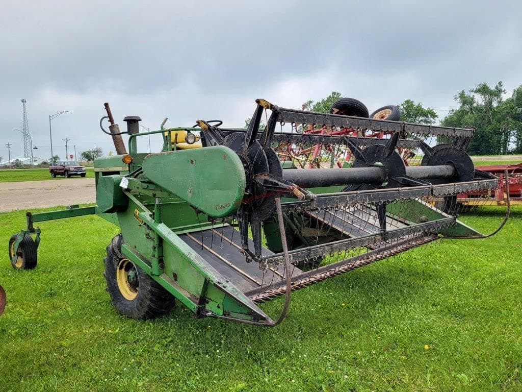 Image of John Deere 2320 Primary image