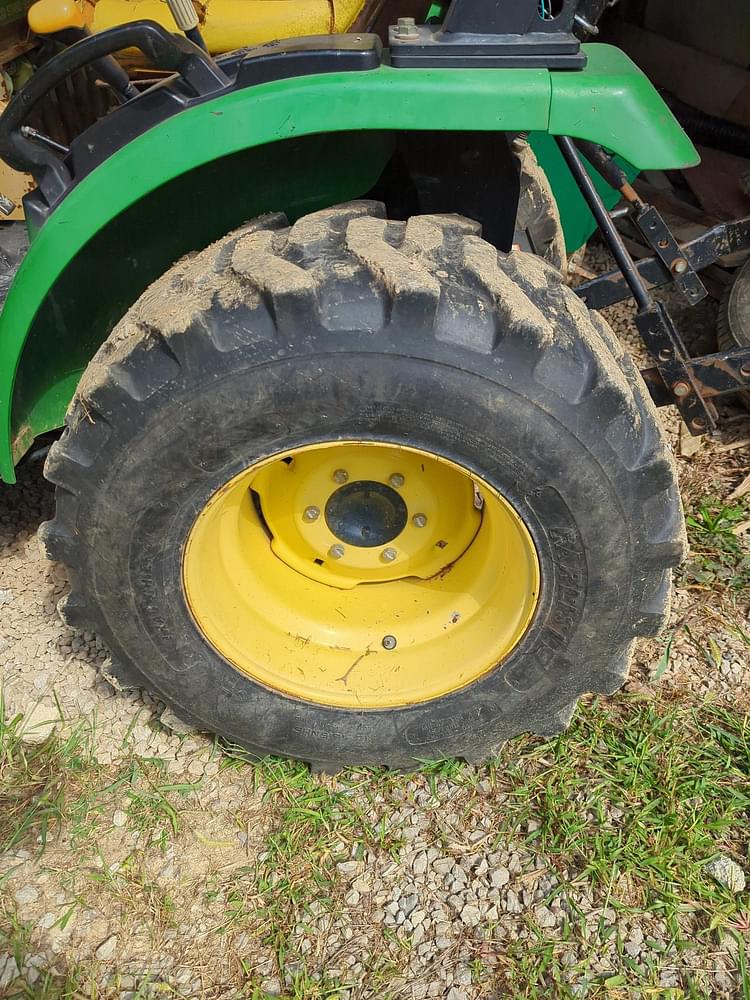 Main image John Deere 2320 6