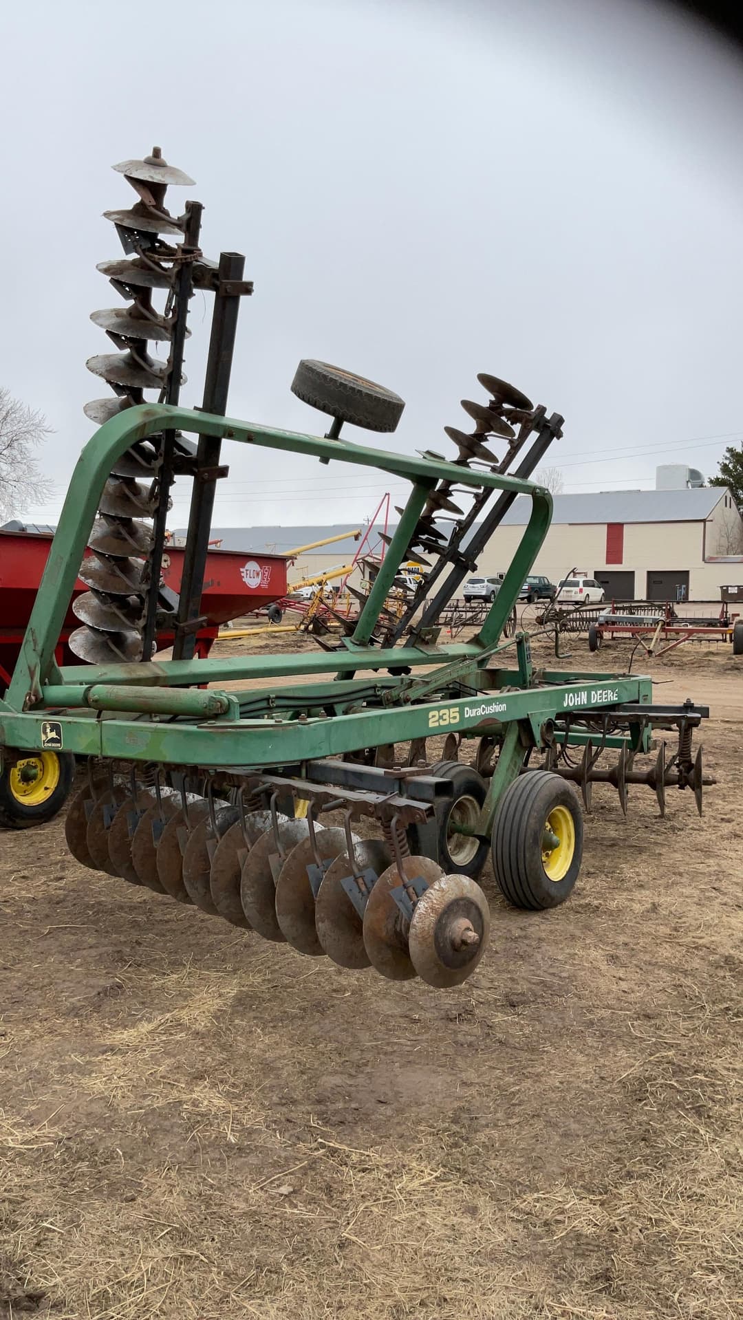 Image of John Deere 235 Primary image