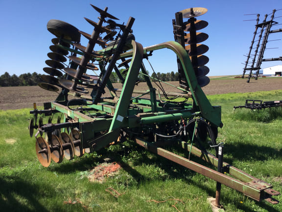Main image John Deere 235