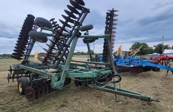 Main image John Deere 235