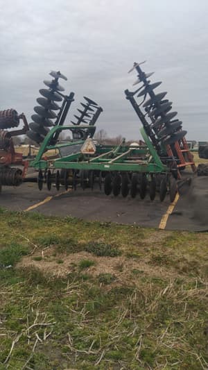 John Deere 235 Image