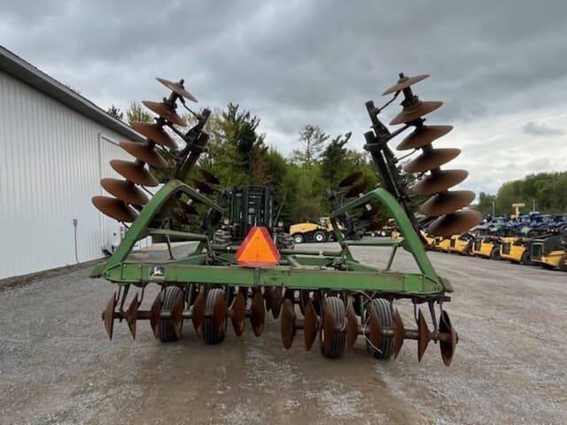 Image of John Deere 235 equipment image 3