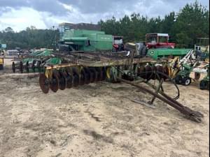 John Deere 235 Image