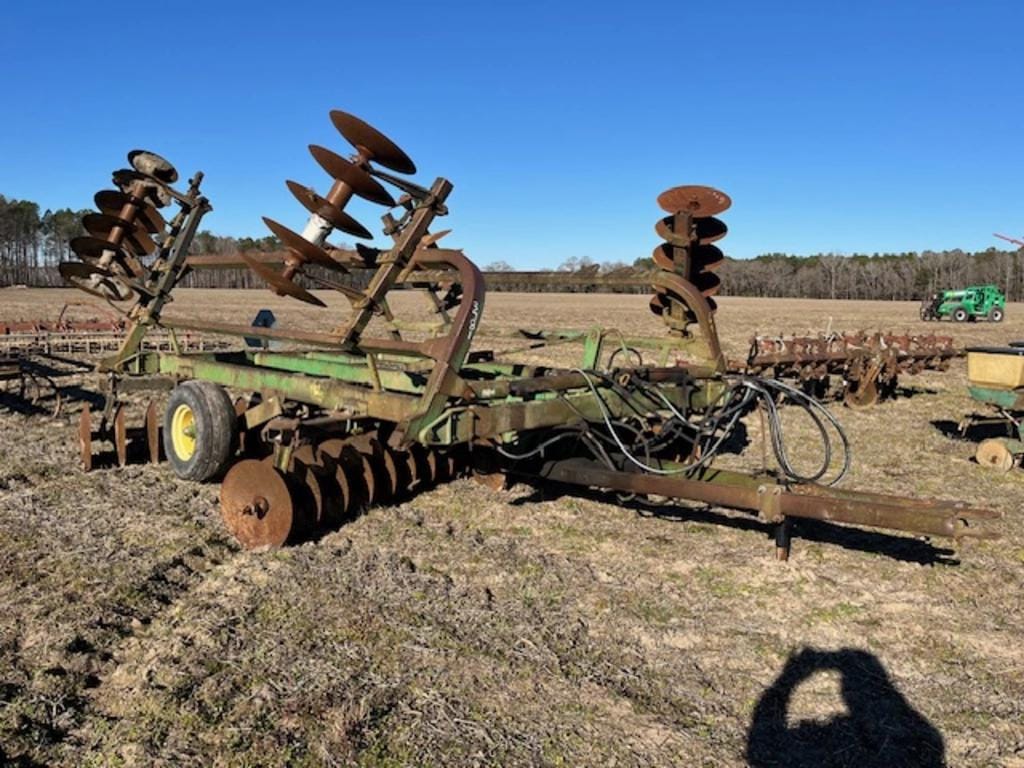 Main image John Deere 235