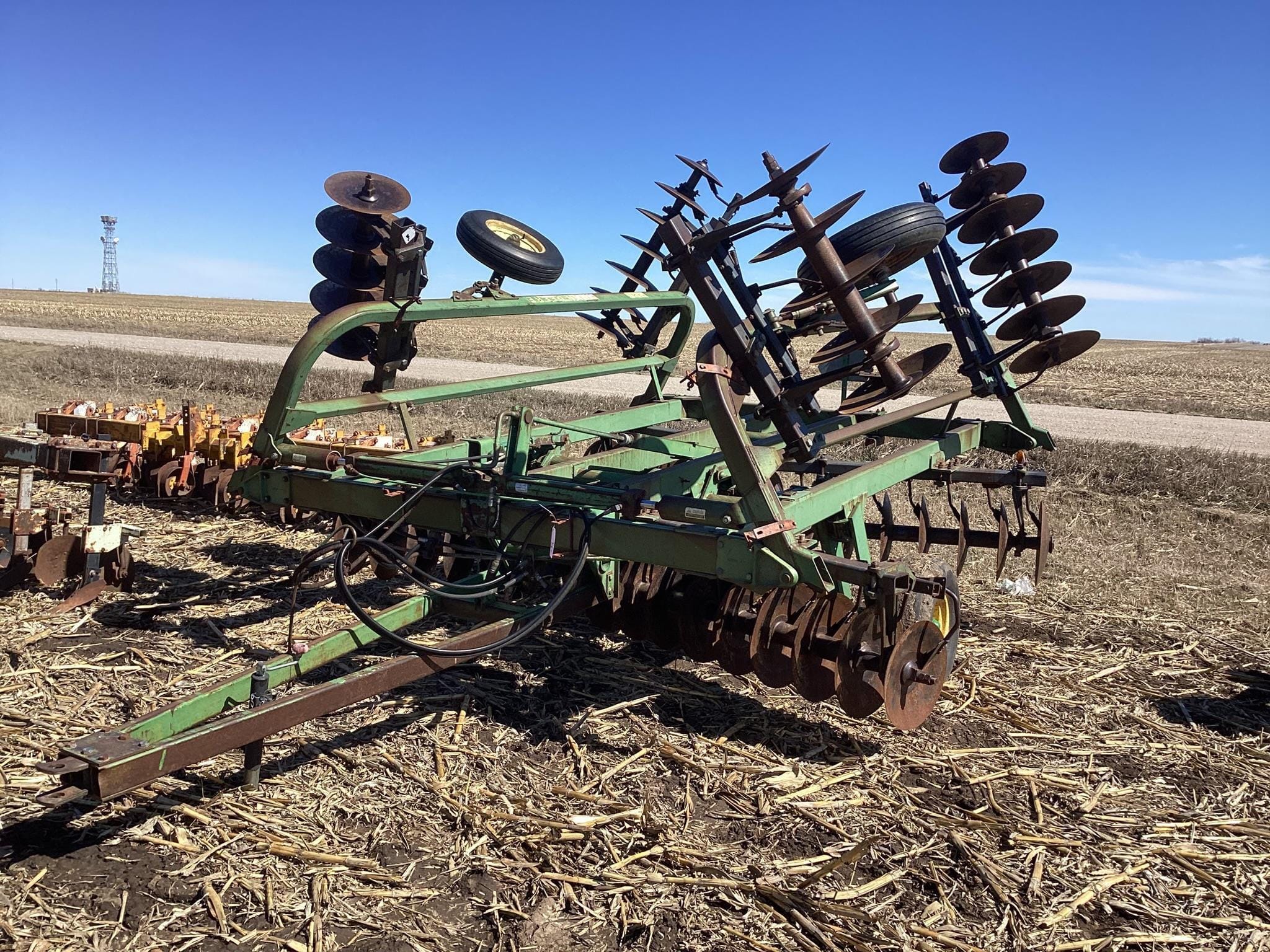 Main image John Deere 235