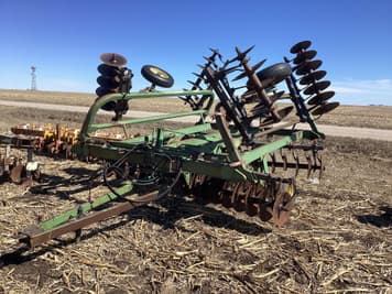 Main image John Deere 235