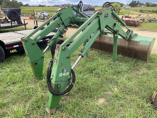 Image of John Deere 245 equipment image 2