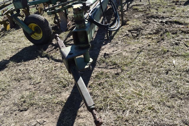 Image of John Deere 2350-2450 equipment image 3