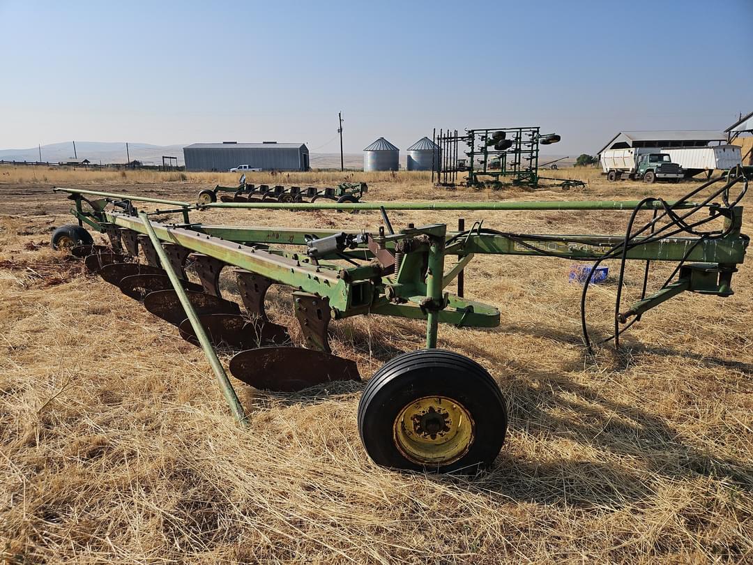 Image of John Deere 2350-2450 Primary image