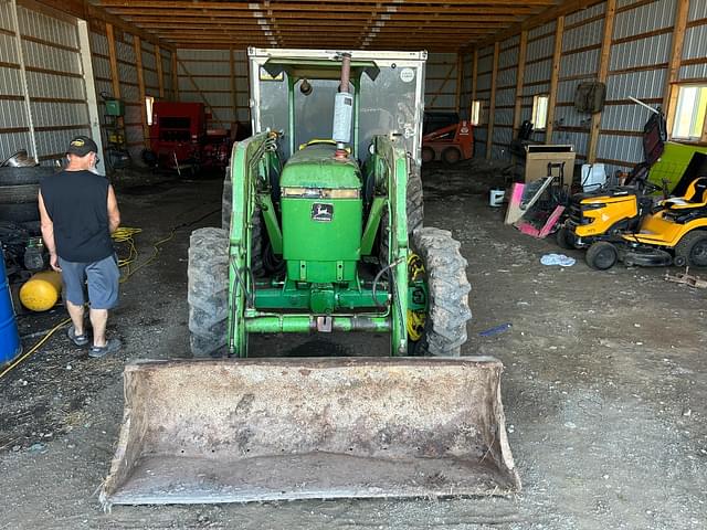 Image of John Deere 2350 equipment image 1