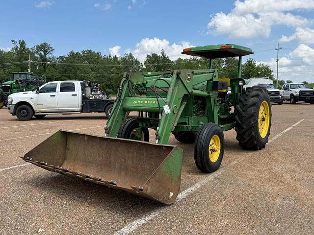 Image of John Deere 2350 equipment image 1