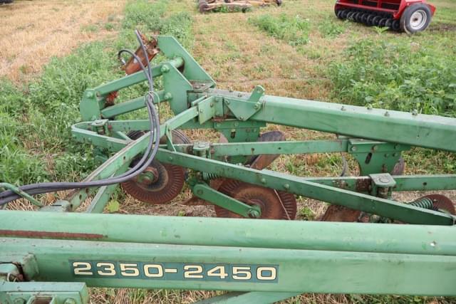 Image of John Deere 2350-2450 equipment image 4