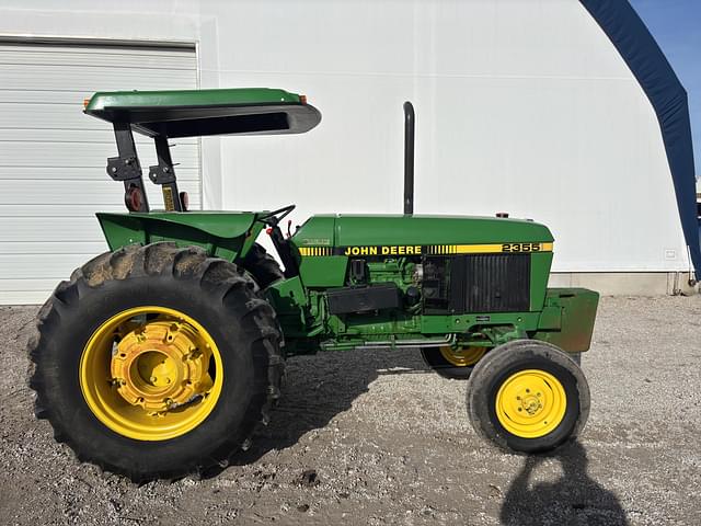 Image of John Deere 2355 equipment image 2