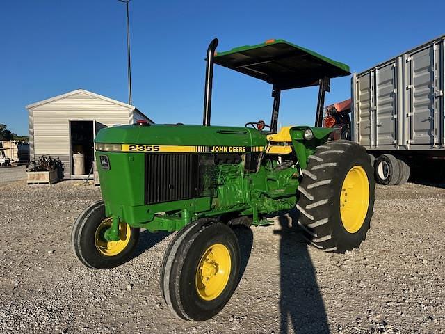 Image of John Deere 2355 Primary image